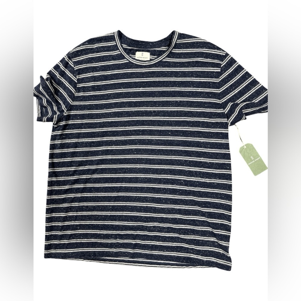 Mutual Weave - NWT - Stripped Men’s Shirt